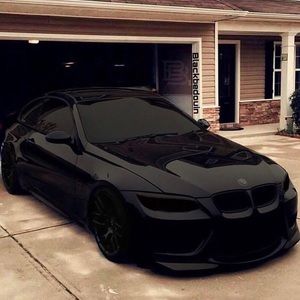 Meet your Posher, Iris